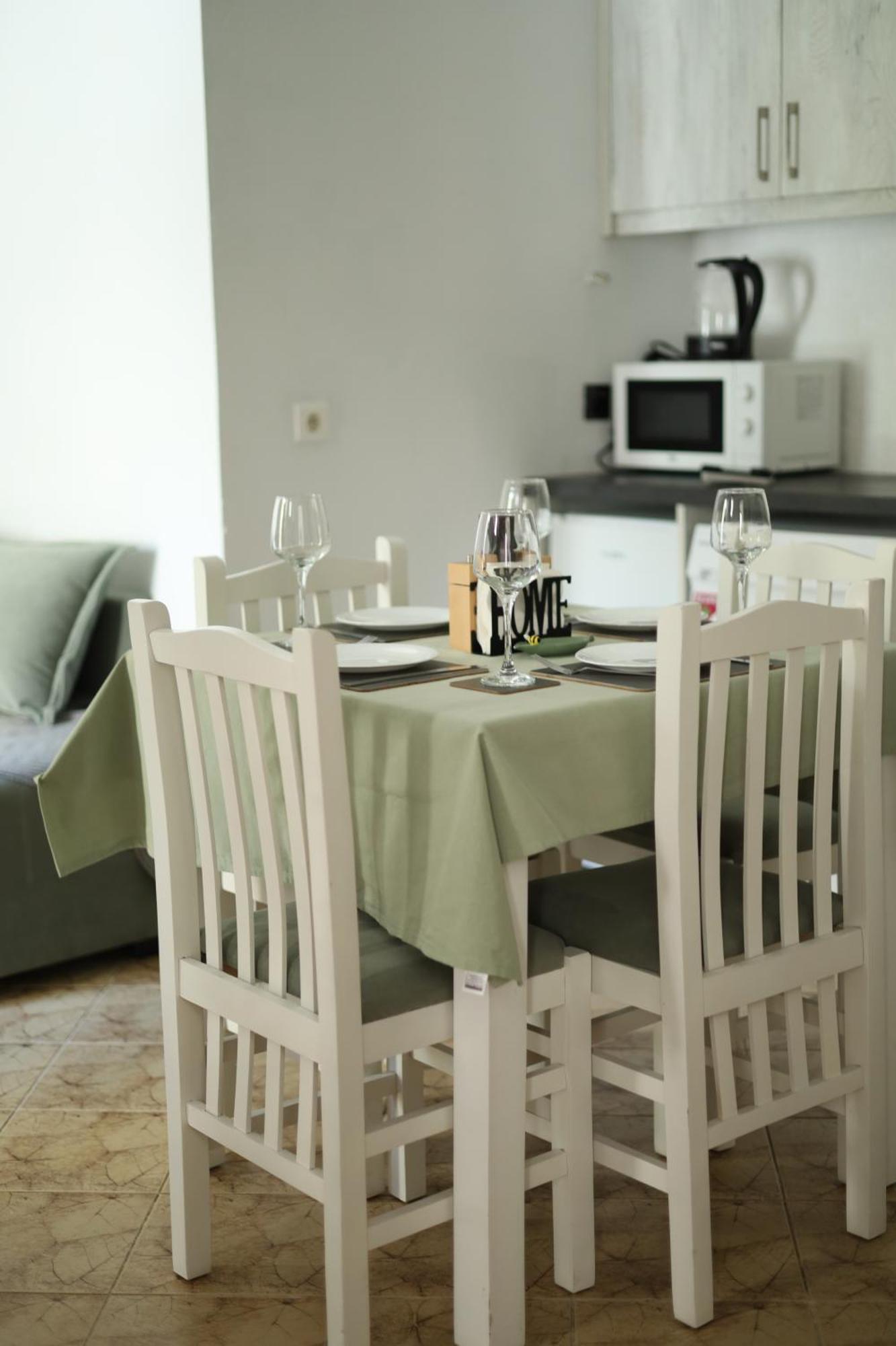 Happy Apartment Sarandë Exteriör bild